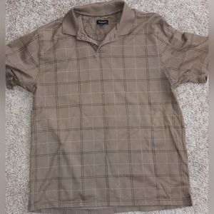 Short sleeved golf shirt